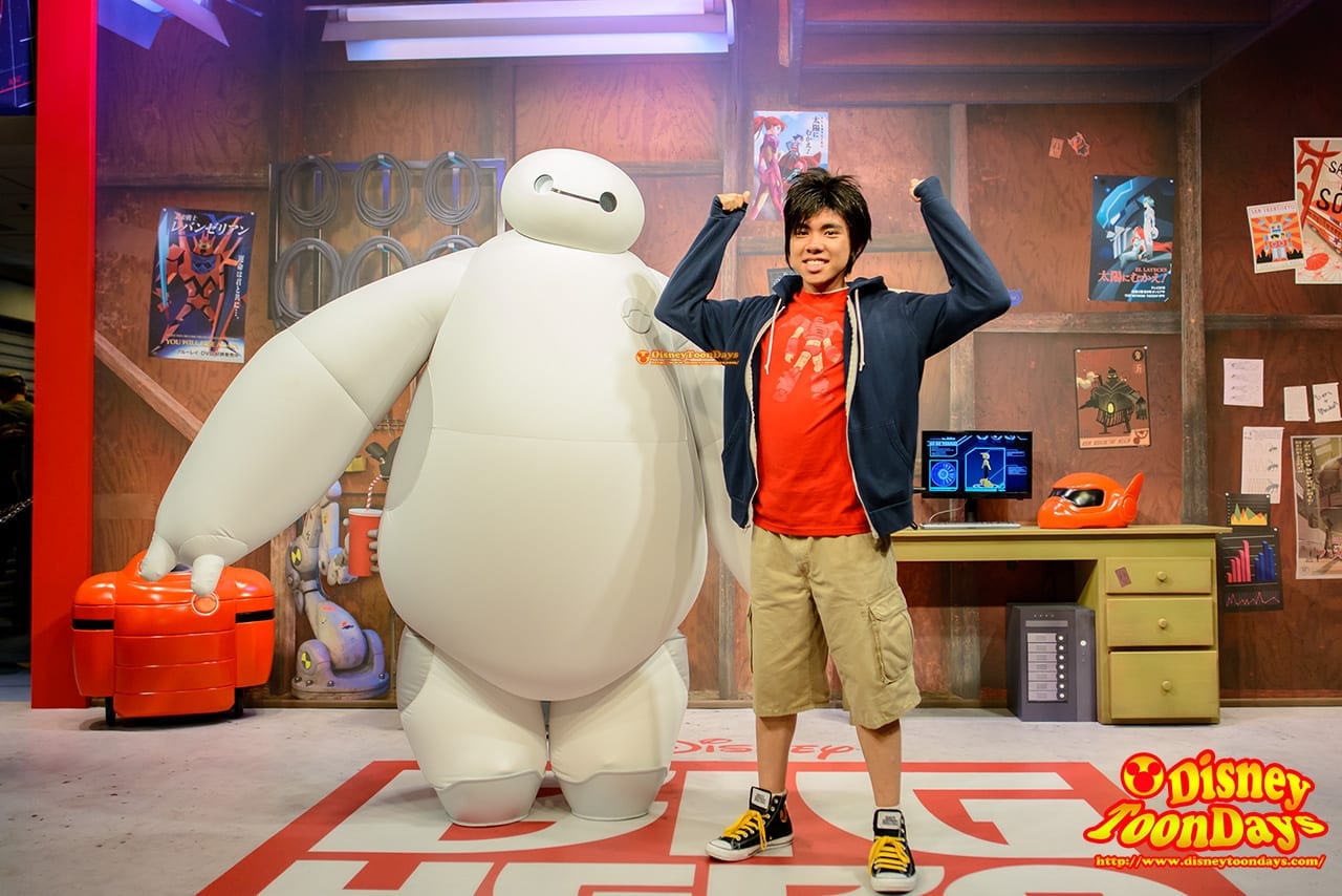 ついにベイマックスとヒロとグリーティング！WDWのハリウッドスタジオにあの世界観が再現／世界一周レポート87